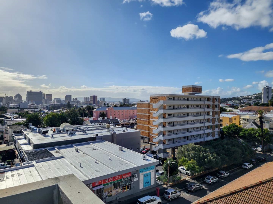 To Let 2 Bedroom Property for Rent in Gardens Western Cape